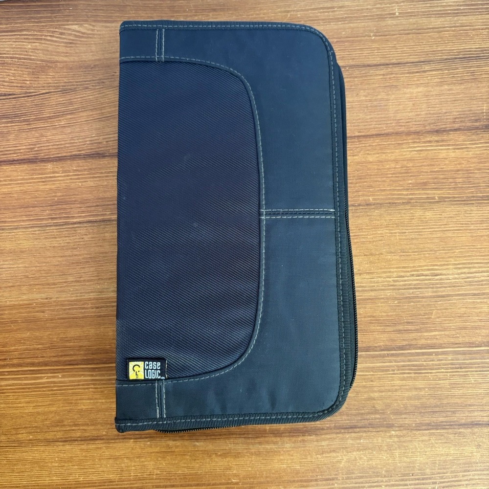 Case Logic 64 Disc CD DVD Storage Case Black Zipper Media Organizer